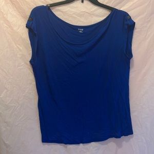 Blue short sleeve top